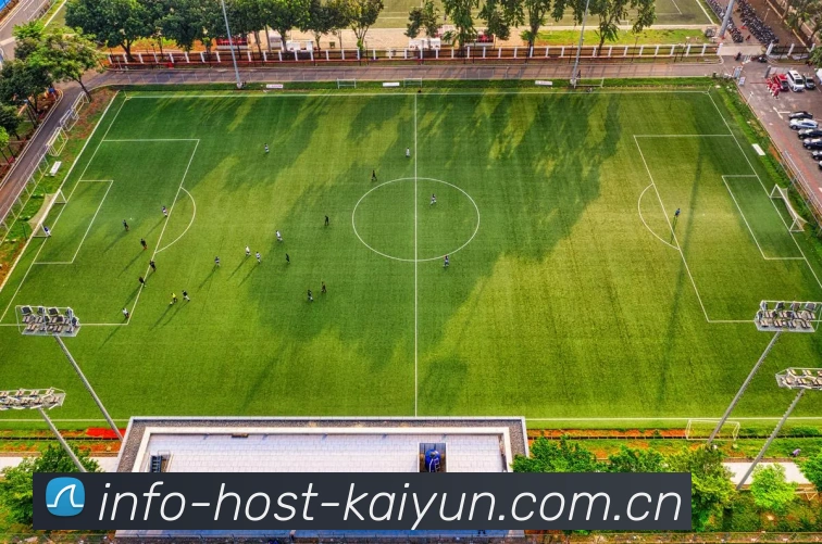 平台与卡地亚联合举办高级珠宝私享品鉴会